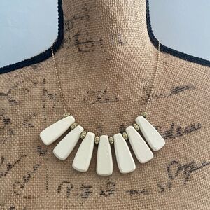 Plunder Posse September 2020‎ Wooden Bib Necklace Cream Gold Tone